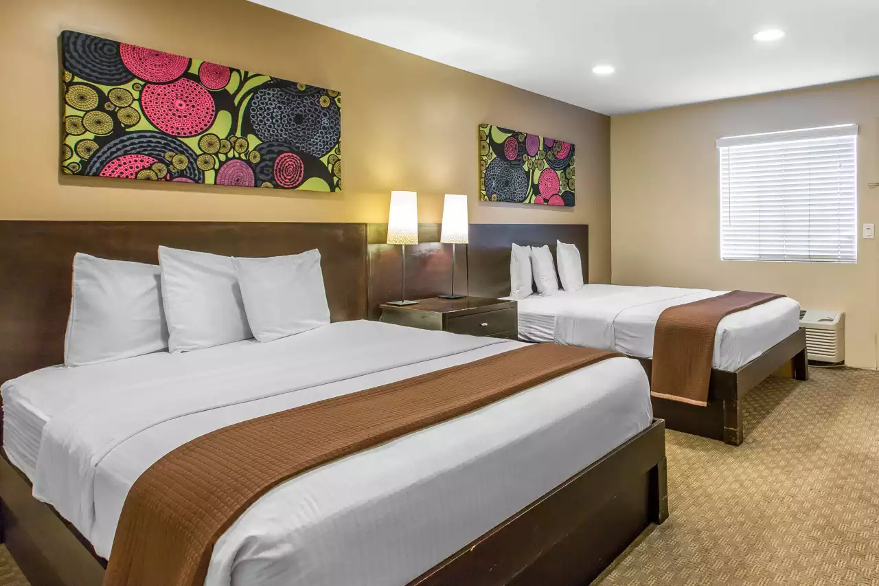Hotels Amenities Near Mcrd San Diego, Donate Bed Frame San Diego